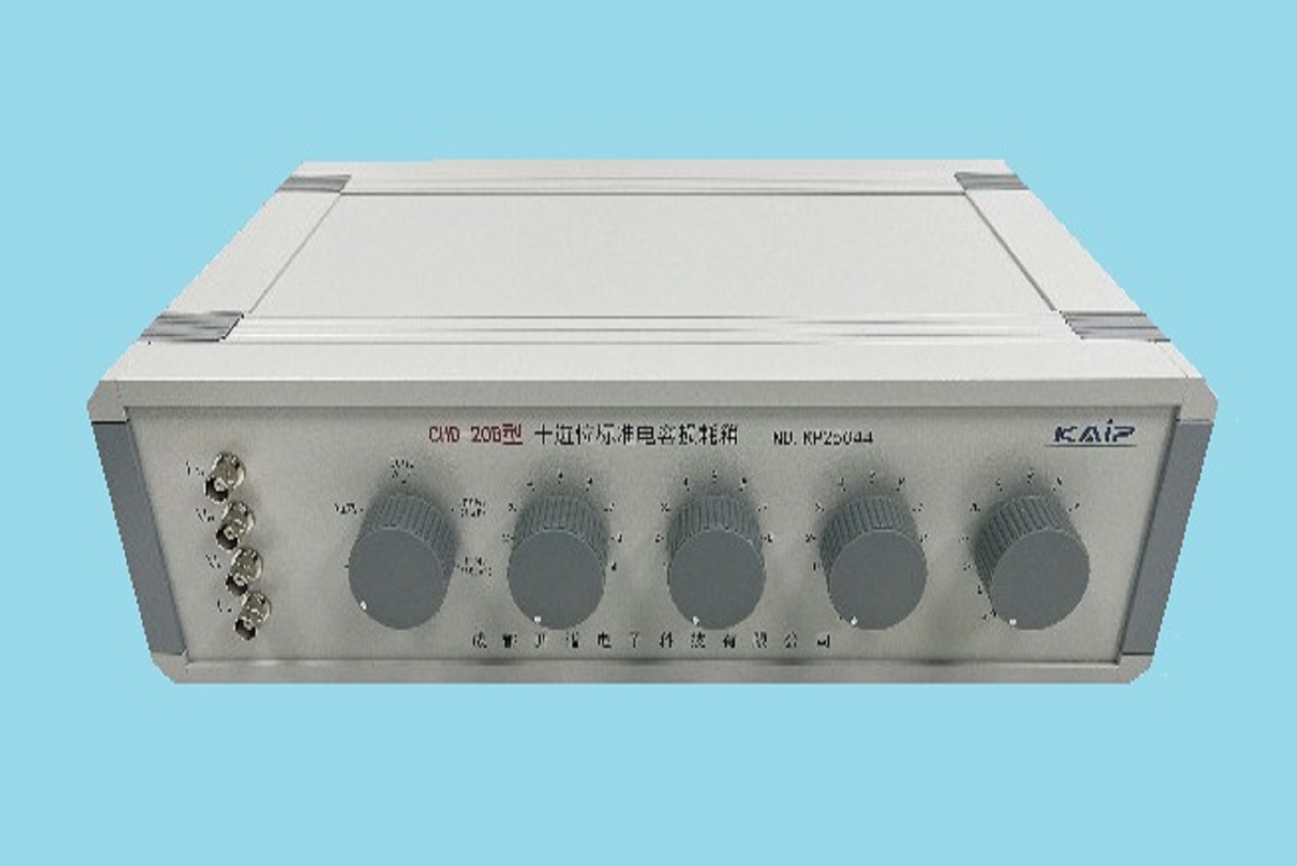 Capacitance standards
